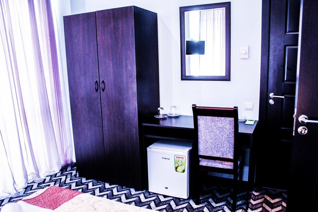 Royal Georgia Hotell Tbilisi Rum bild