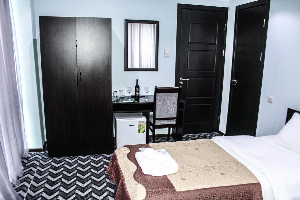 Royal Georgia Hotell Tbilisi Exteriör bild