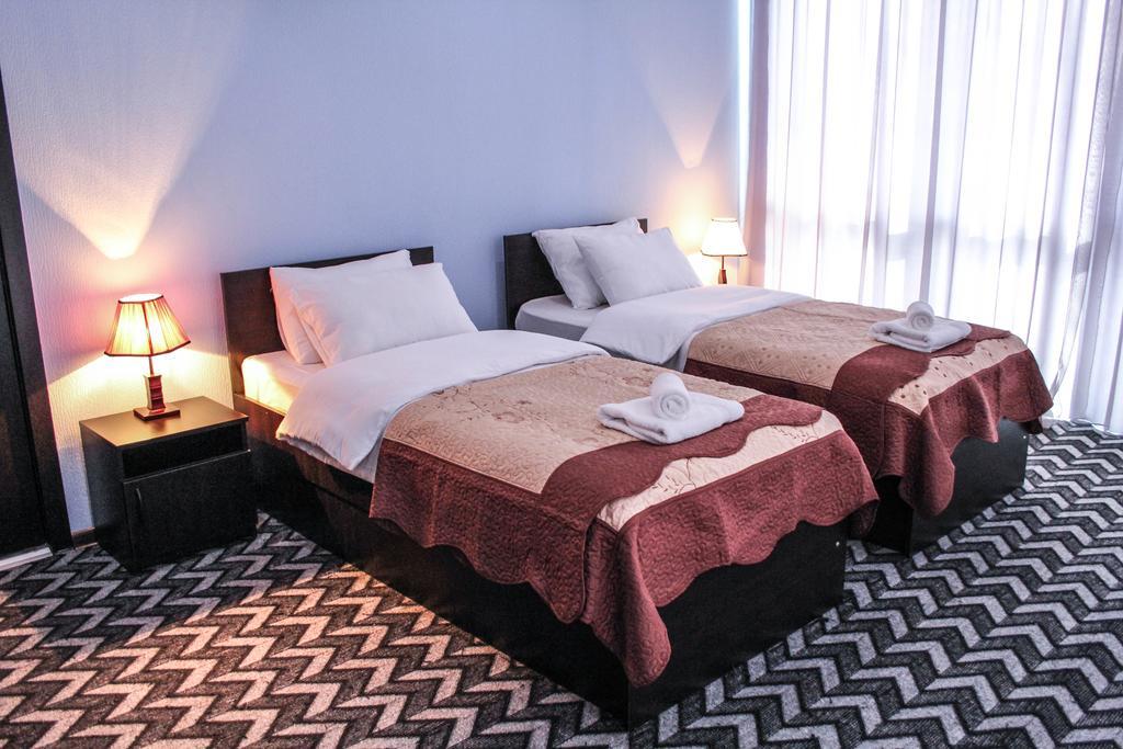 Royal Georgia Hotell Tbilisi Rum bild