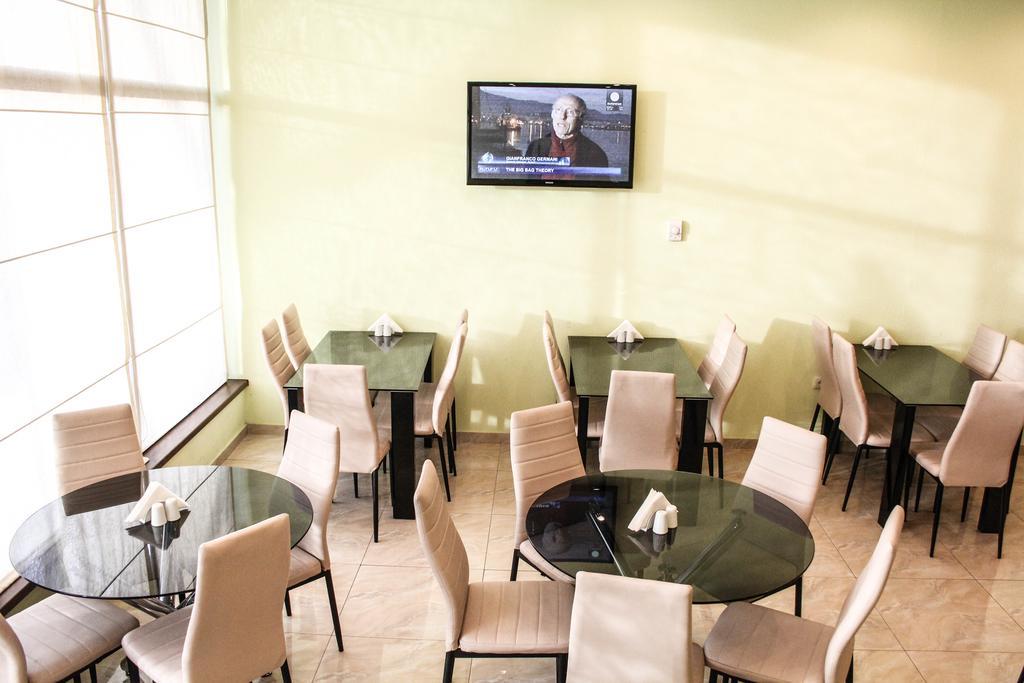 Royal Georgia Hotell Tbilisi Exteriör bild